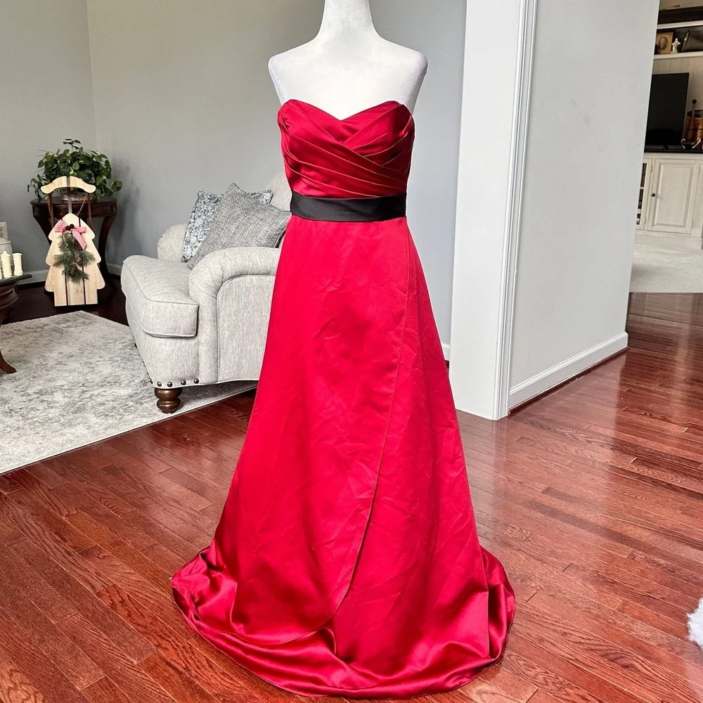 Alfred Angelo David's Bridal Red Strapless Tie Back Belt Princess Gown Dress